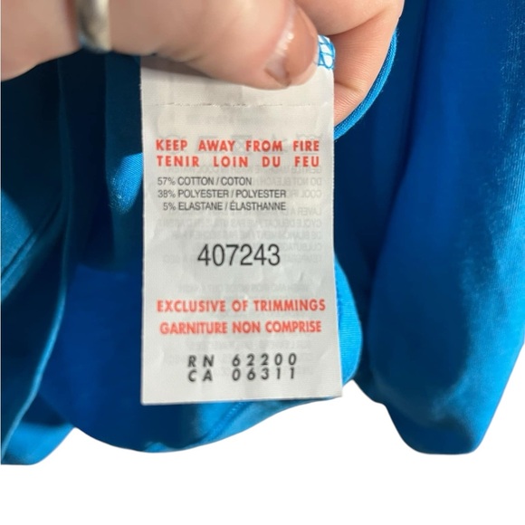 Chandail sweater PUMA size M blue à capuche - Picture 6 of 6